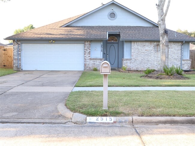 Building Photo - 2515 Edgedale Dr Rental