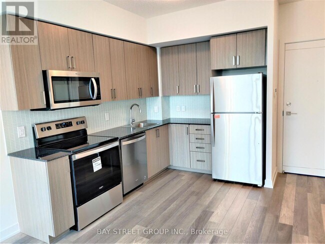 Photo - 1603 Eglinton Ave W Unité 206
