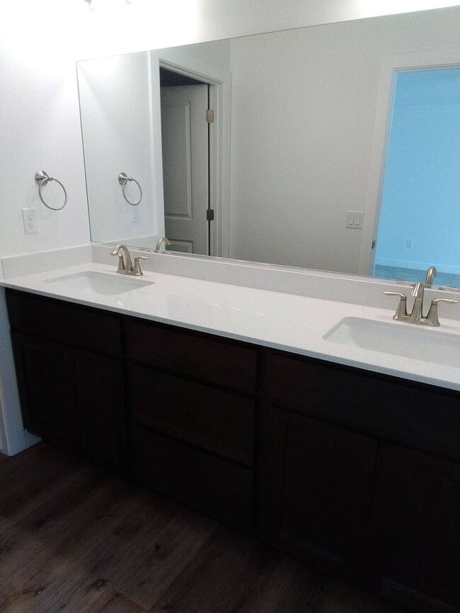 Photo - Newer Townhome!