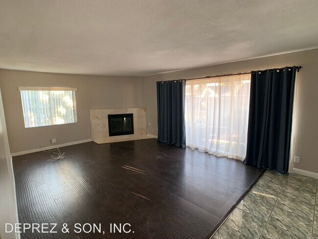 3 Br 2 Bath House 11247 Royal Palm Ave Rental For Rent In