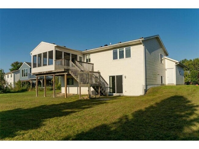 Photo - 6372 Bandel Ln NW