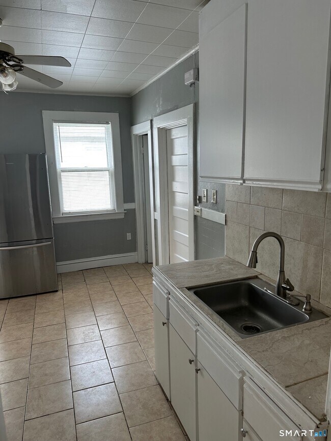 Photo - 448 Hillside Ave Unit 2