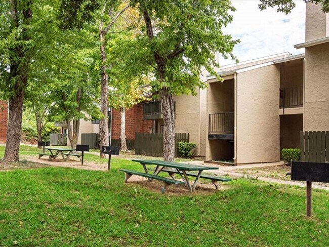 Photo - Solaire Apartments