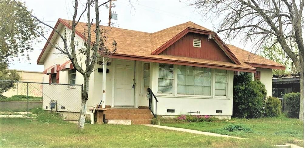 2 bedrooms/1 bath with garage - 2 bedrooms/1 bath with garage House