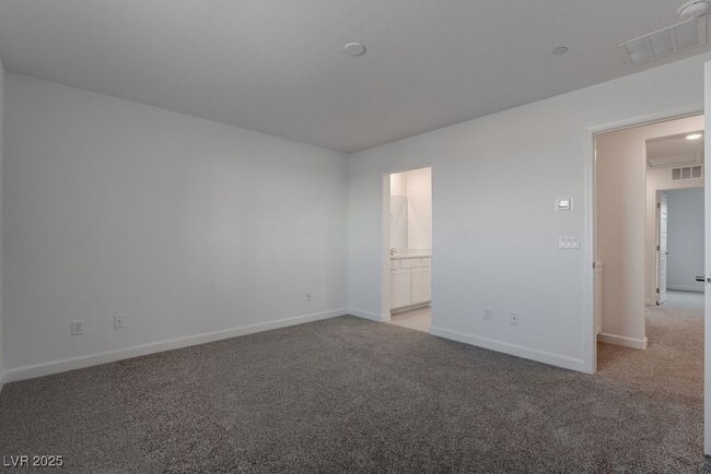 Building Photo - 931 Watford Pl
