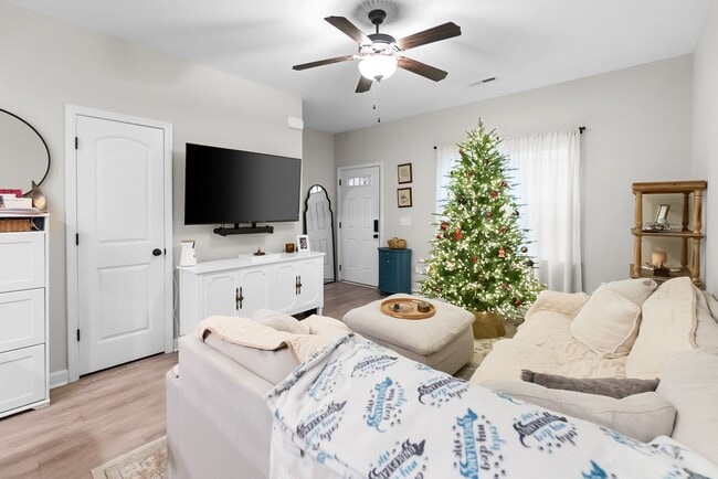 Photo - 2 Bed 2.5 Bath Townhome