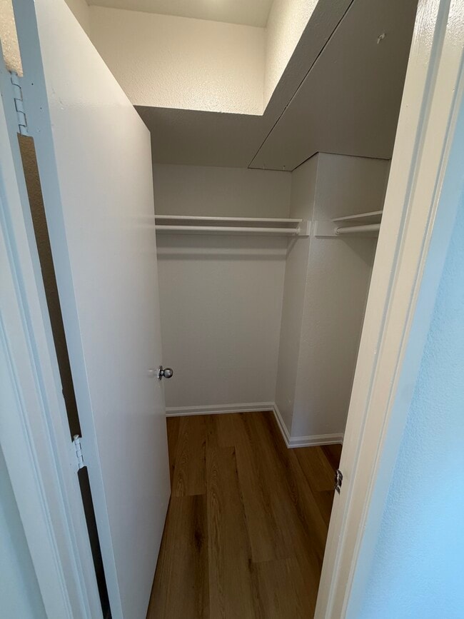 Photo - 1845 Robin Ln