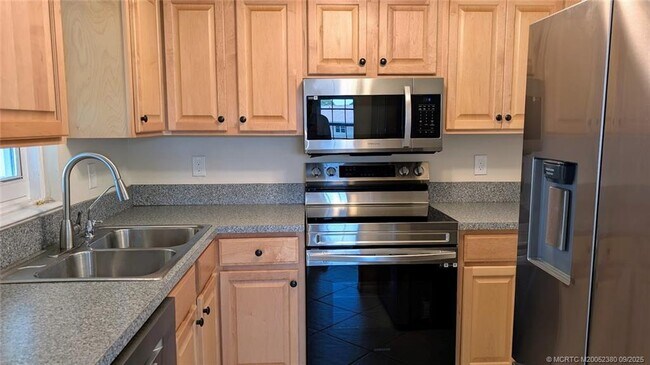 Photo - 1563 SE Royal Green Cir Unit 204