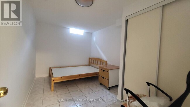 Photo - 75 Maitland Dr