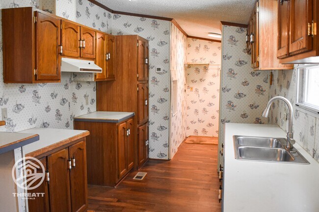 Photo - 1103 Long Branch Church Rd