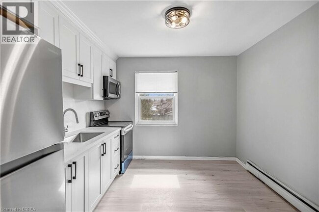 Photo - 151 Siebert Ave