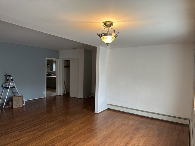 Living/Dining Room - 73 Sherman St Unit 1st Floor-Basement-Garage