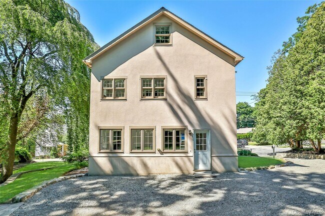Photo - 181 Washington St