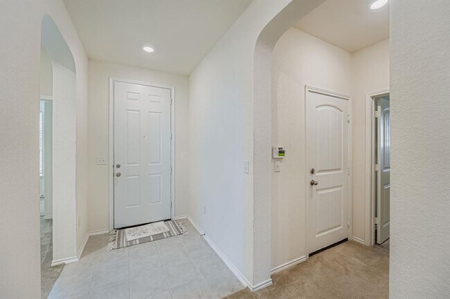 Photo - 7904 Nightwing Rd