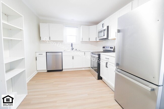 Photo - 2323 Fox Ave Unit 2323 Fox Ave