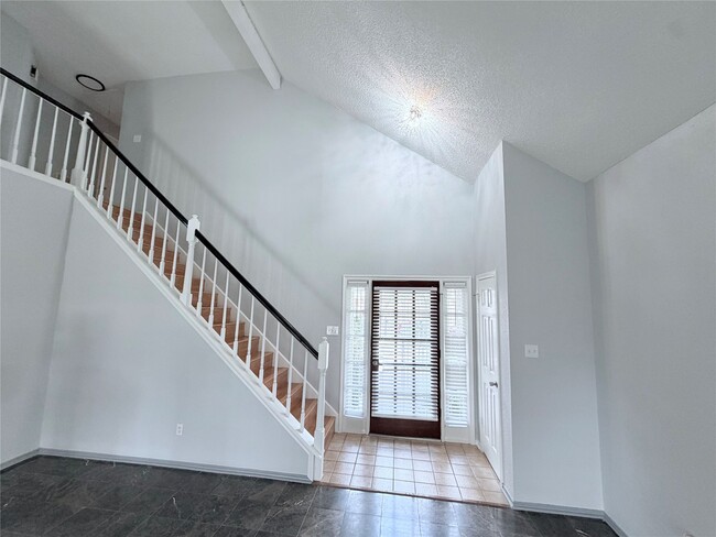 Photo - 7015 Puerta Vista Ln