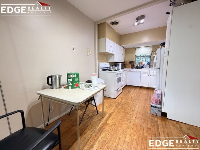 Photo - 47 Lake Shore Ct Unit 3
