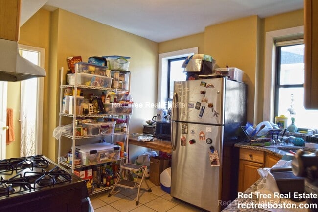 Photo - 17 Highgate St Unit 6