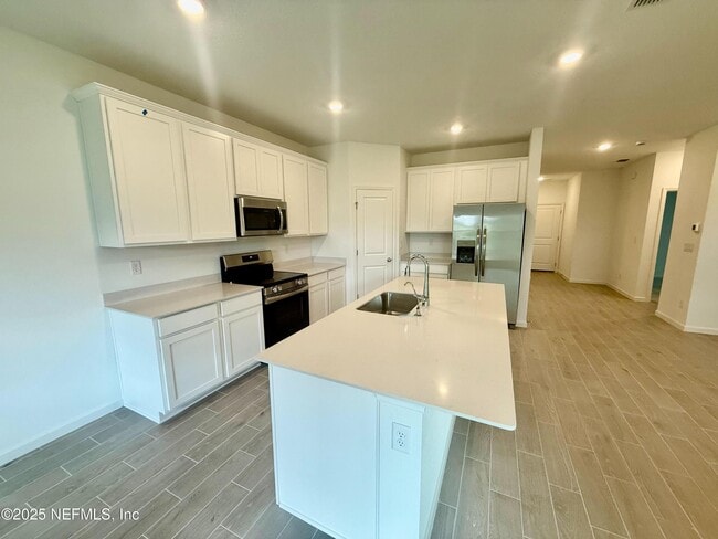 Photo - 3094 Adelaide Rd