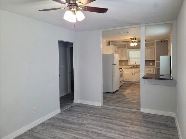 Photo - 2312 Ruth St Casa