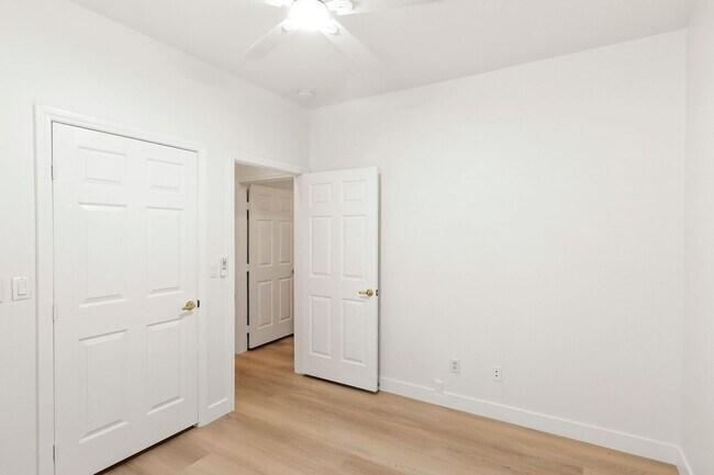 Photo - Beautiful 2 Bedroom Townhome In the Desirable Gated Terraces Of Seven Hills