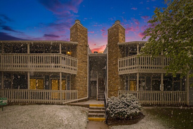 Newly Remodeled 1Bed/1Bath Apartment in Lowry - Newly Remodeled 1Bed/1Bath Apartment in Lowry