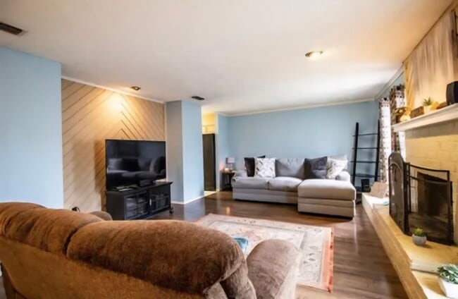 Photo - 2322 77th St