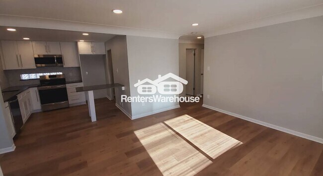Photo - 3618 N Monaco St Pkwy