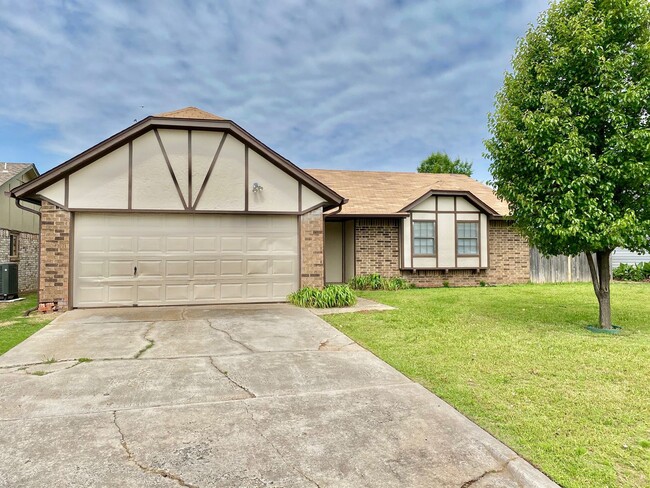 Cute 3 Bed In Mustang Schools - Cute 3 Bed In Mustang Schools House