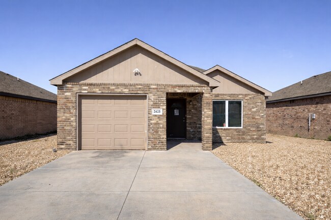 Building Photo - $999 for the First month!!