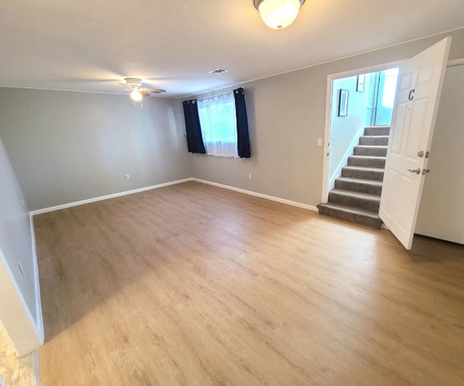 Photo - 2 Bed 1 Bath in Edgewater! Unit C