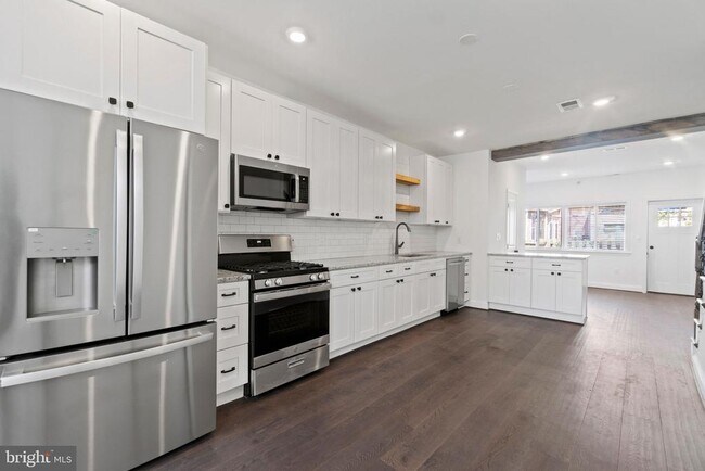 Photo - 1008 Boyd St