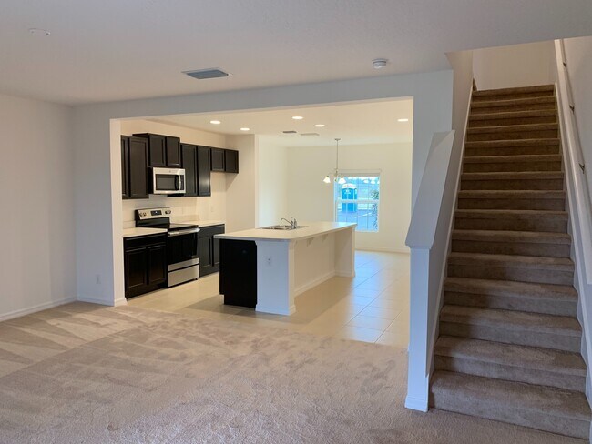 Photo - 234 Annabelle Way