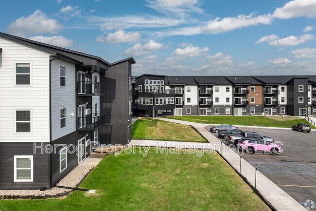 Photo - 1020 Lakeland Dr NE Unidad Apt 206