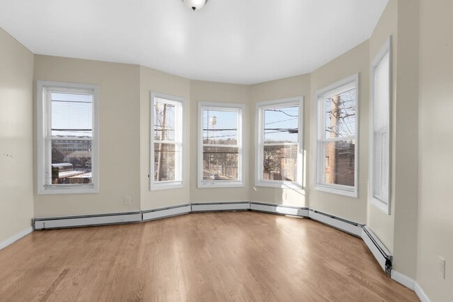 Photo - 284 Watchung Ave