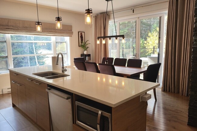 Photo - 305 All. Paisible