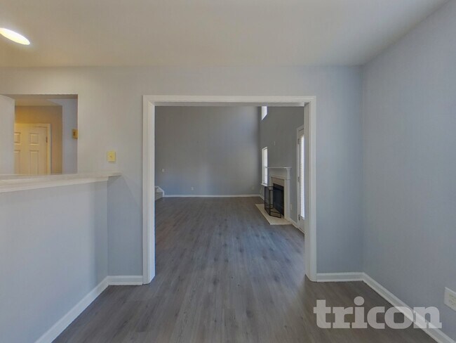 Photo - 1430 Rheo Ct NW