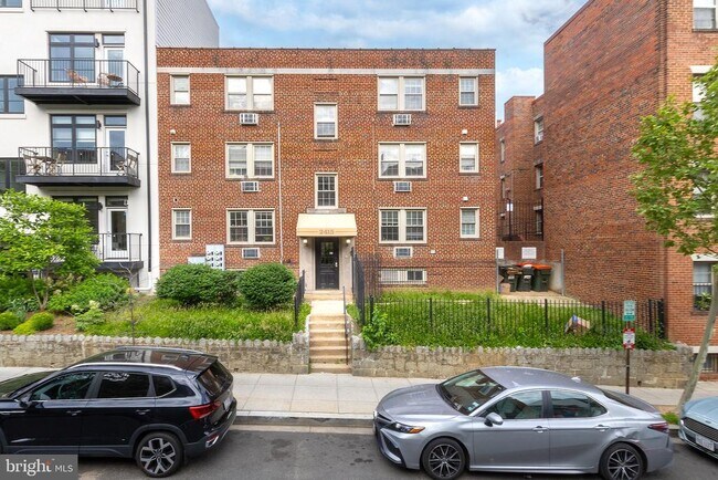 Photo - 2415 Ontario Rd NW Unidad 301