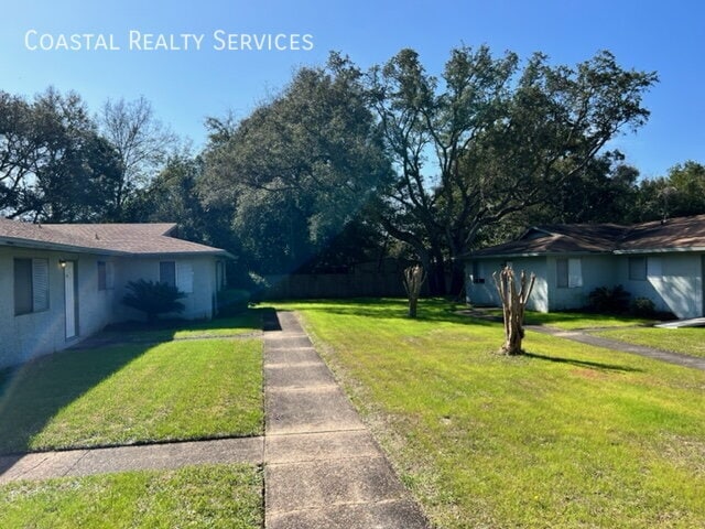 Building Photo - 322 Pelham Rd Rental