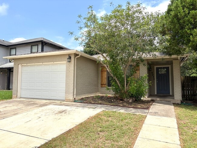 Building Photo - 3 bed 2 bath in Heritage Park