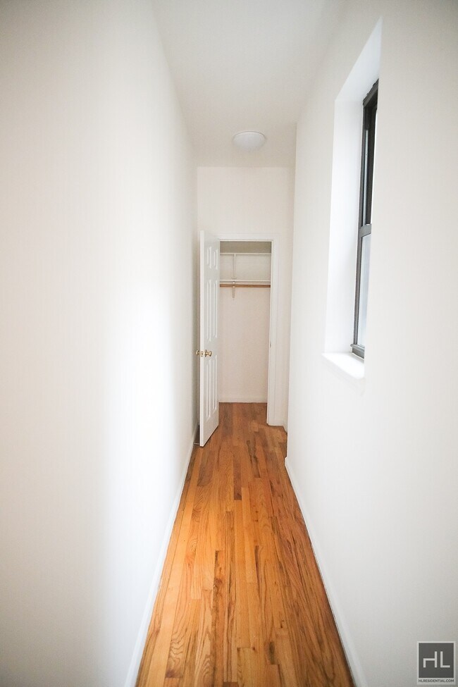 Photo - Studio in Hamilton Heights Unit 51