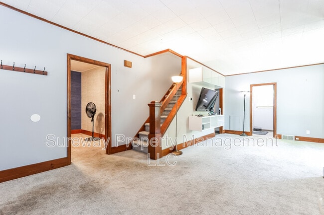 Photo - 201 E Linden Ave
