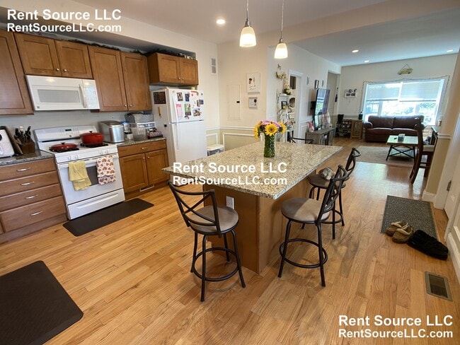 Photo - 21 Gilman St