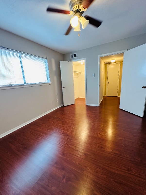 Photo - 1414 Castle Ct Unidad A