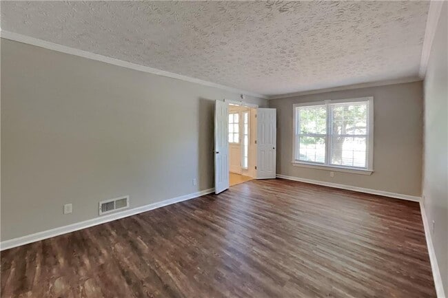 Photo - 2922 Melton Ct SW
