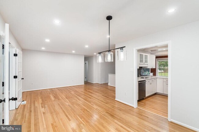 Photo - 10317 Cardinal Rd