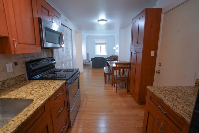 Photo - 613 Westgate Ave Unit B