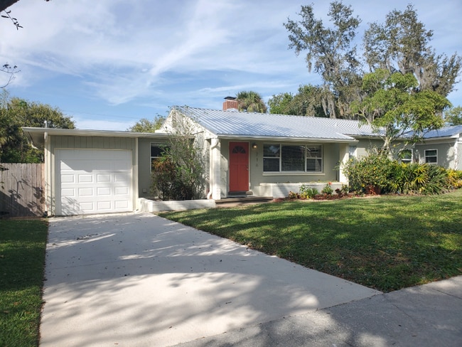 Photo - 216 Broadview Dr Casa