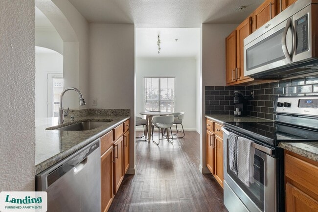 Photo - 1000 Henderson St Unidad 333