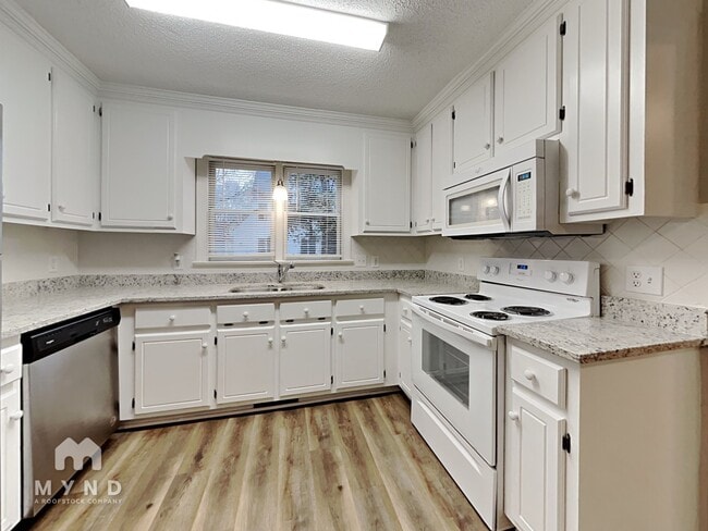 Photo - 4648 Forest Highland Dr